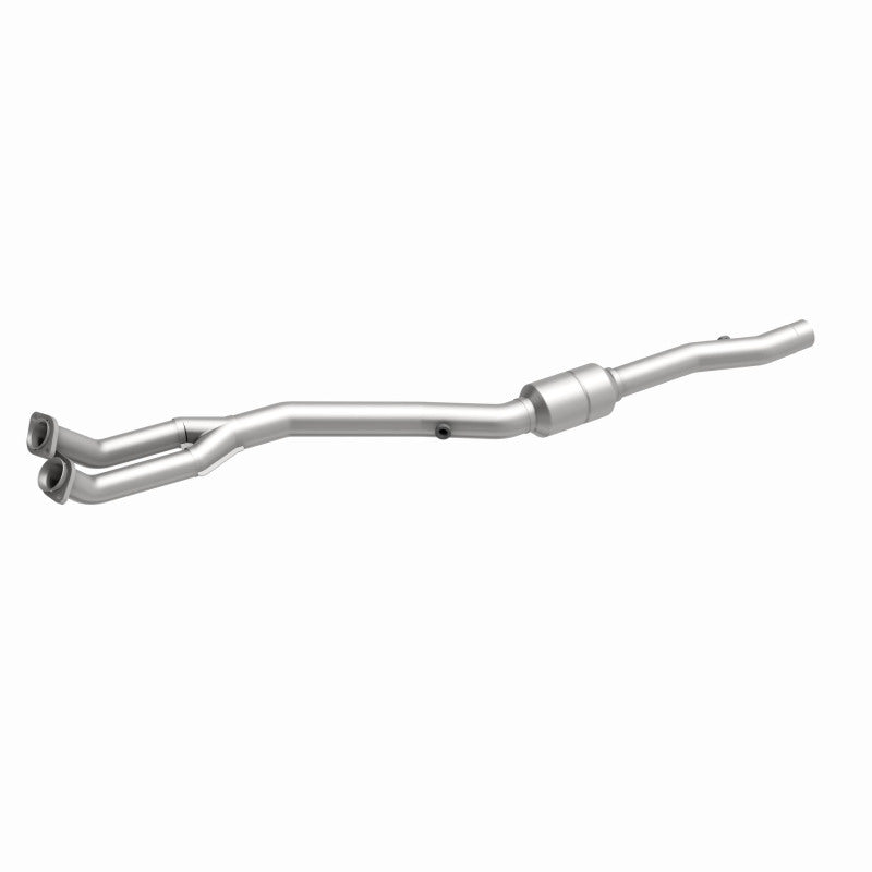 MagnaFlow Conv DF 96-97 BMW 840 4.4L Passenger Side