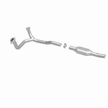 Load image into Gallery viewer, MagnaFlow Conv DF 96 Ford E-Series Van 5.8L