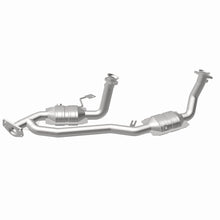 Load image into Gallery viewer, MagnaFlow Conv DF 04 Ford Freestar 3.9L